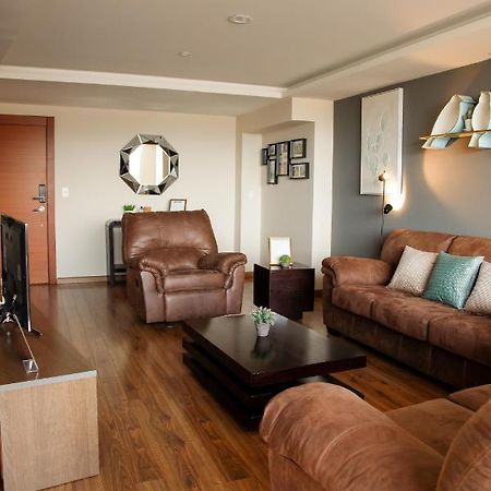Wanderlot - Departamento Leganza - Penthouse Lujoso Apartment Riobamba Ngoại thất bức ảnh