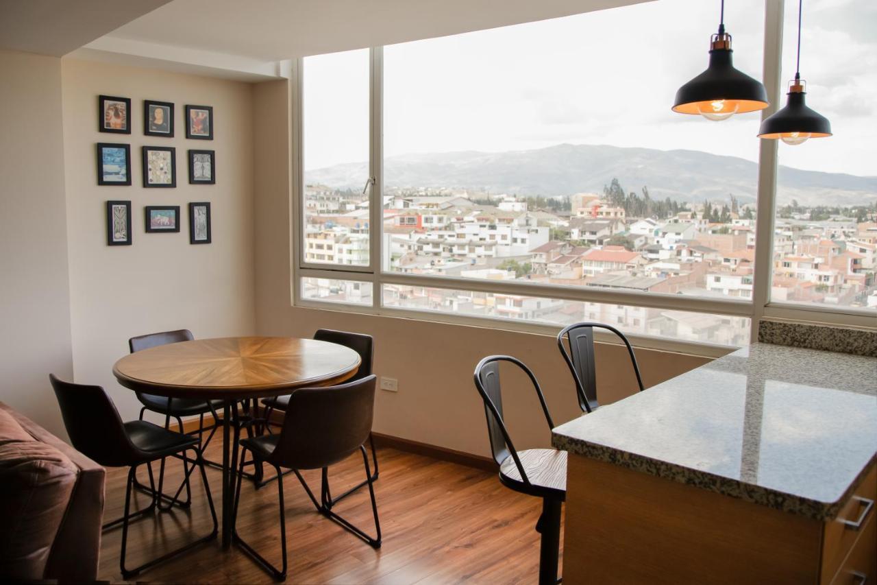 Wanderlot - Departamento Leganza - Penthouse Lujoso Apartment Riobamba Ngoại thất bức ảnh