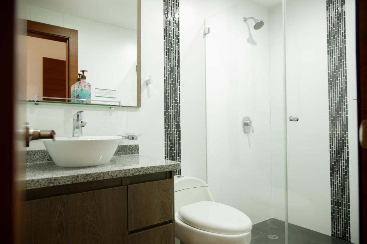 Wanderlot - Departamento Leganza - Penthouse Lujoso Apartment Riobamba Ngoại thất bức ảnh