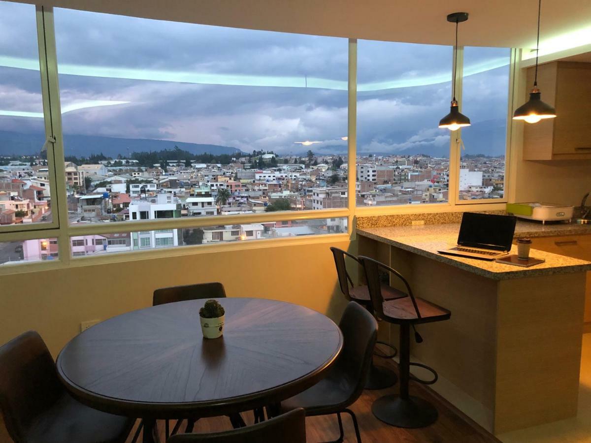 Wanderlot - Departamento Leganza - Penthouse Lujoso Apartment Riobamba Ngoại thất bức ảnh